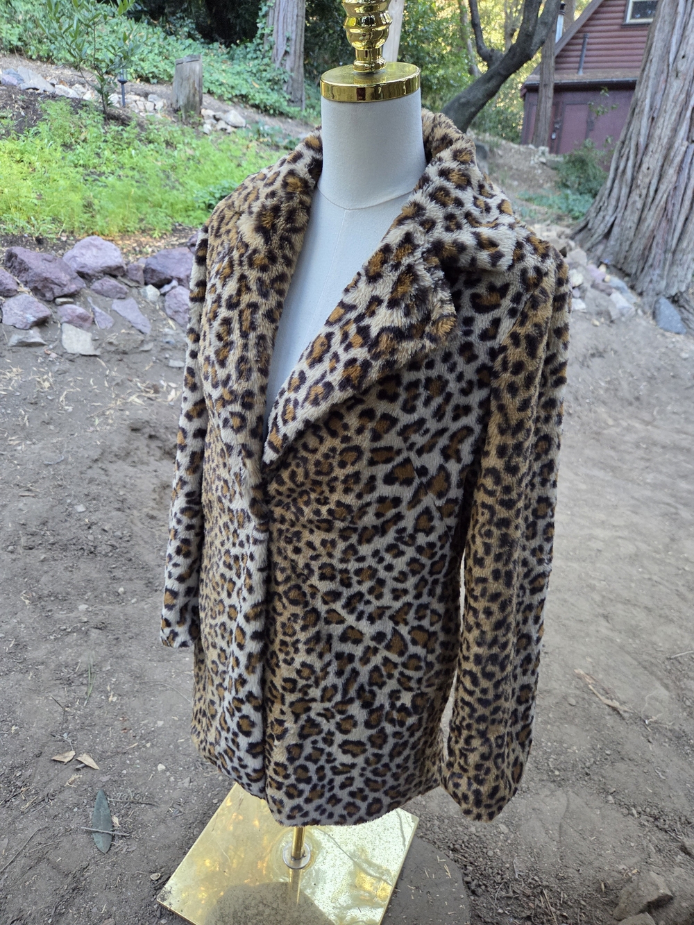 Lulus Cozy Warm Leopard Print Faux Fur Coat Size Medium - Picture 5 of 7